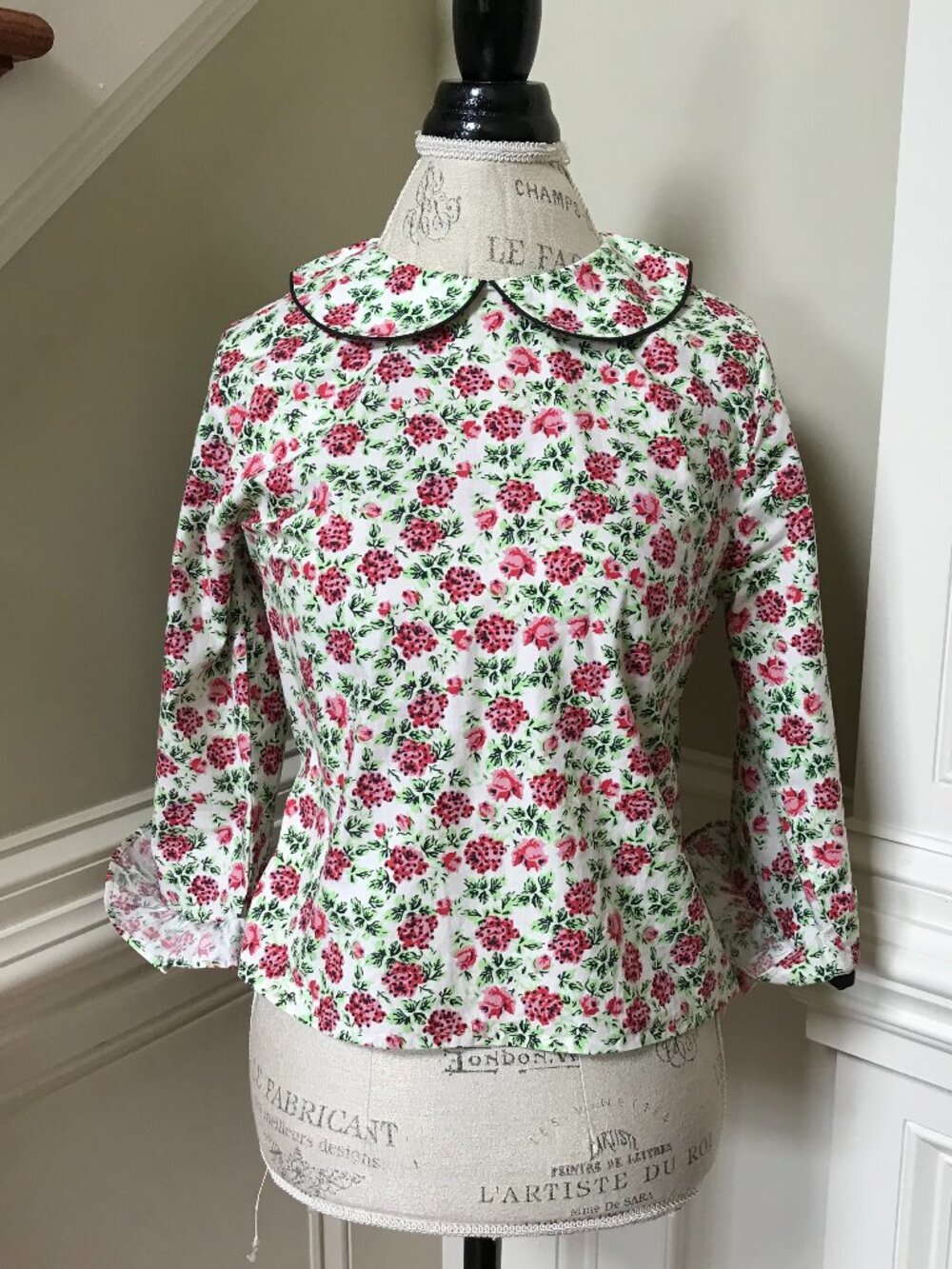 Batsheva Floral Peter Pan Collar Blouse Top Shirt Womens 6 Red Pink Green Cotton